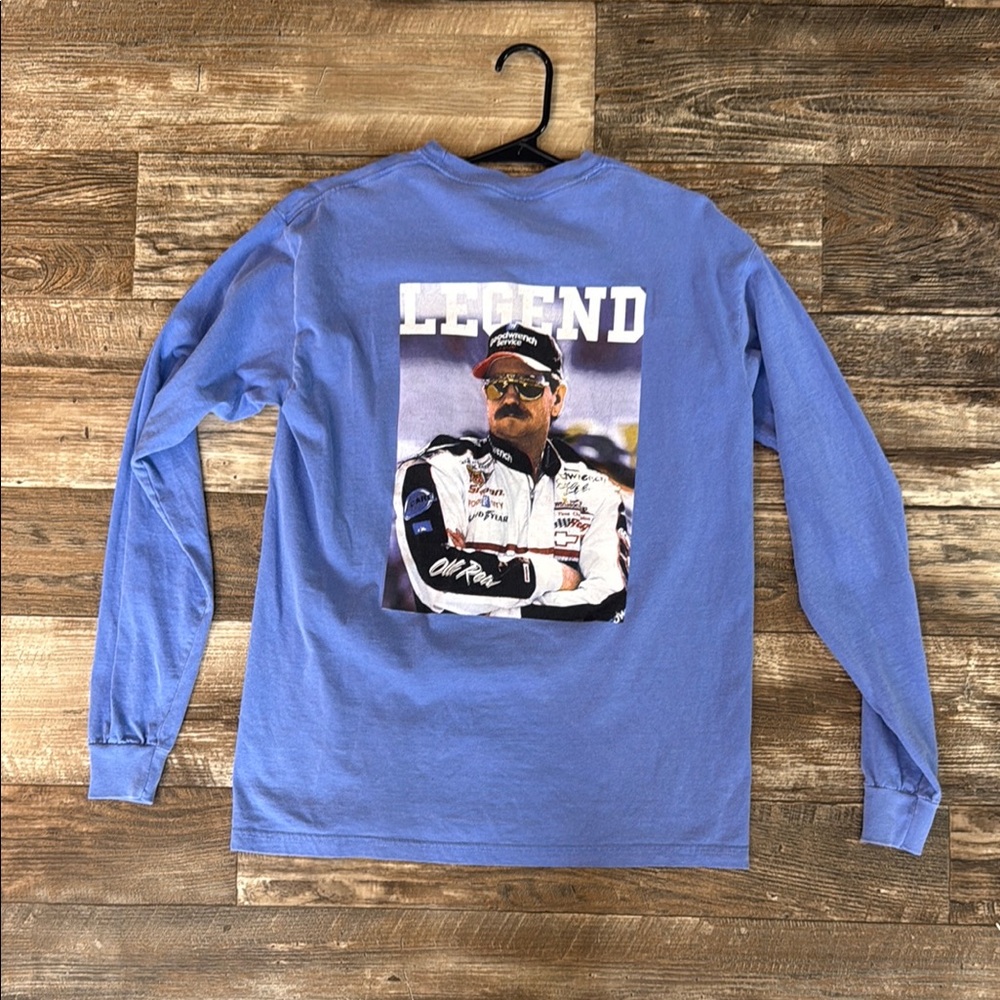 Legend Dale Pocket Graphic Blue Long Sleeve Tee